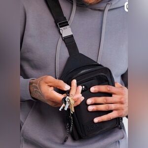 BEIS Black Compact Crossbody Sling with Front Pocket